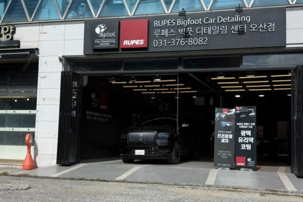 2019 Lincoln Navigator с пробегом 165 000 км