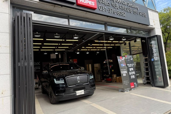 2019 Lincoln Navigator с пробегом 165 000 км