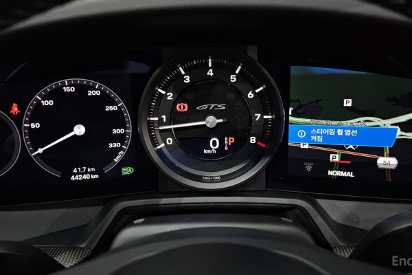 2022 Porsche 911 с пробегом 44 240 км