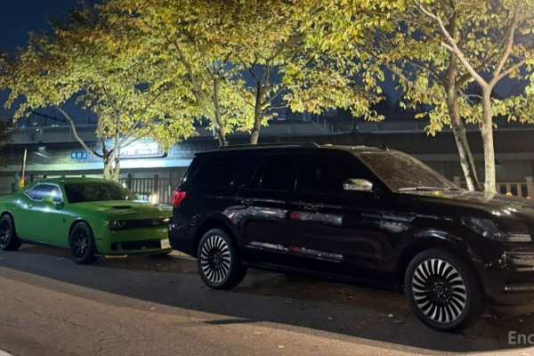 2019 Lincoln Navigator с пробегом 165 000 км