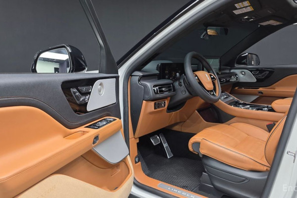 2025 Lincoln Aviator с пробегом 7 758 км