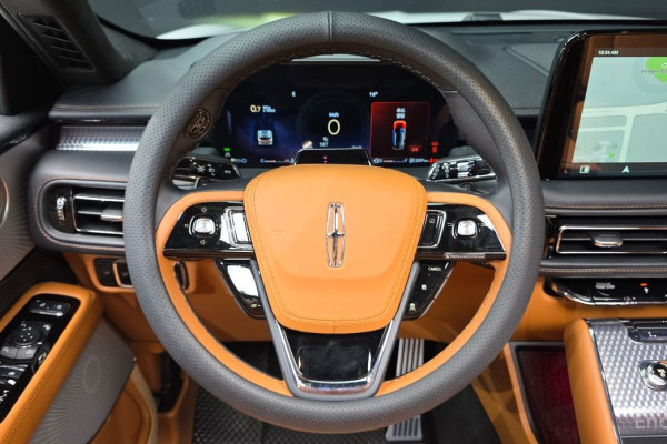 2025 Lincoln Aviator с пробегом 7 758 км
