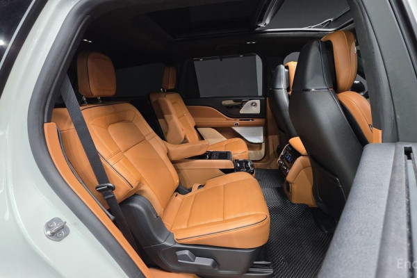2025 Lincoln Aviator с пробегом 7 758 км