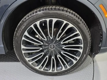 2021 Lincoln Aviator с пробегом 81 716 км