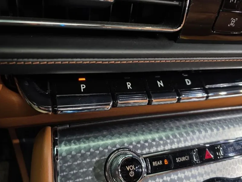 2021 Lincoln Aviator с пробегом 81 716 км