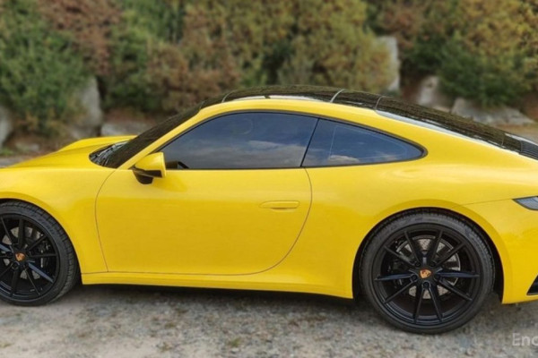 2020 Porsche 911 с пробегом 34 500 км