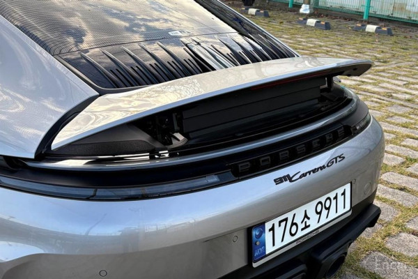 2025 Porsche 911 с пробегом 2 550 км