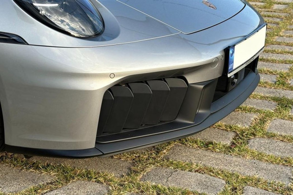 2025 Porsche 911 с пробегом 2 550 км