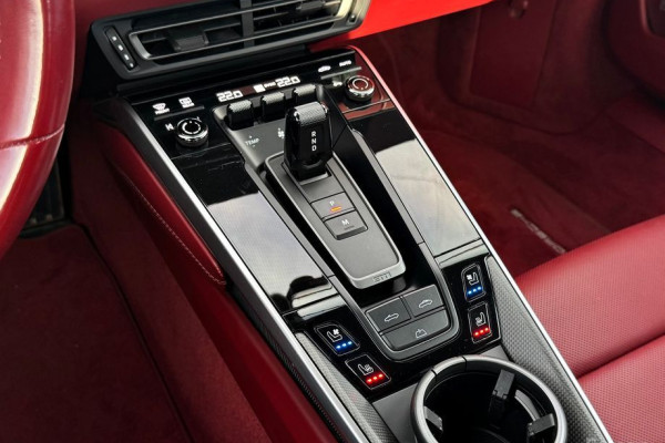 2020 Porsche 911 с пробегом 49 550 км