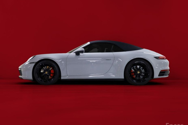 2020 Porsche 911 с пробегом 49 550 км