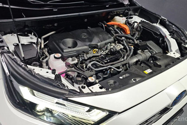 2024 Toyota RAV4 с пробегом 20 490 км