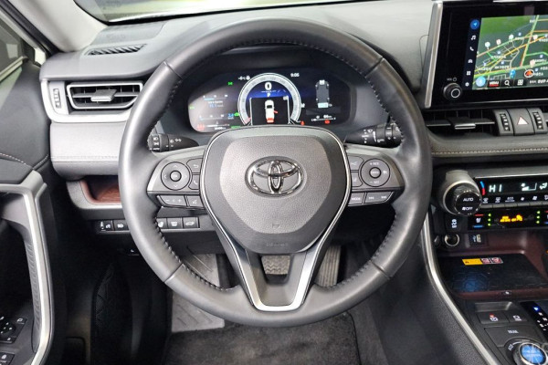 2024 Toyota RAV4 с пробегом 20 490 км