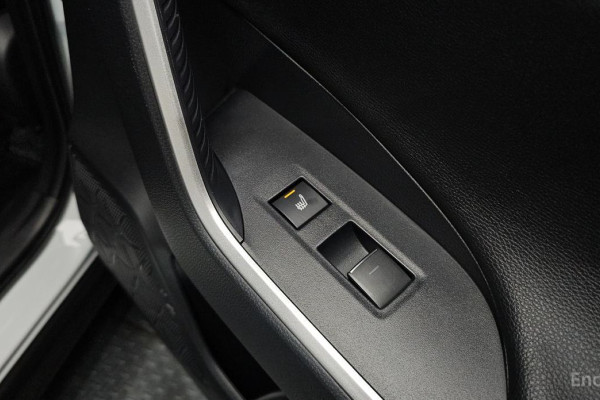 2024 Toyota RAV4 с пробегом 20 490 км