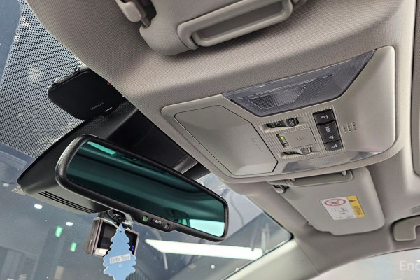 2023 Toyota RAV4 с пробегом 47 178 км