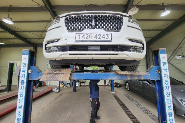 2021 Lincoln Aviator с пробегом 54 415 км