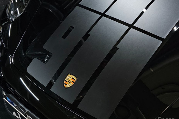 2025 Porsche 911 с пробегом 50 км