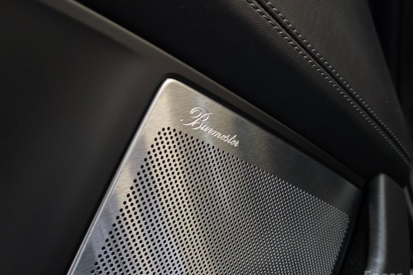 2025 Porsche 911 с пробегом 50 км