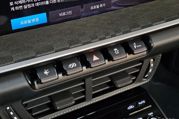 2025 Porsche 911 с пробегом 50 км