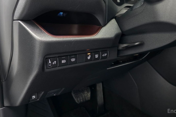 2024 Toyota RAV4 с пробегом 25 726 км