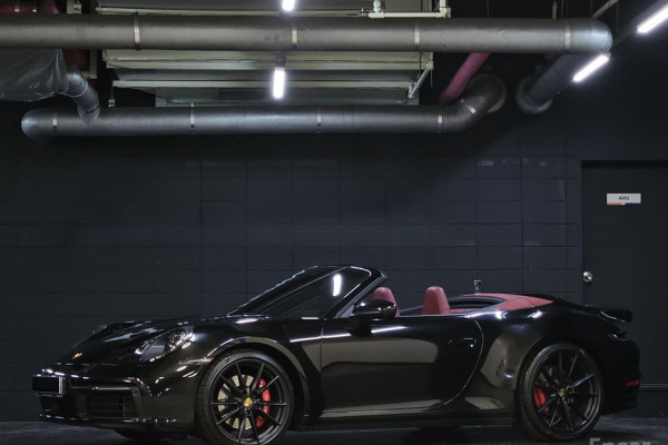 2020 Porsche 911 с пробегом 34 600 км