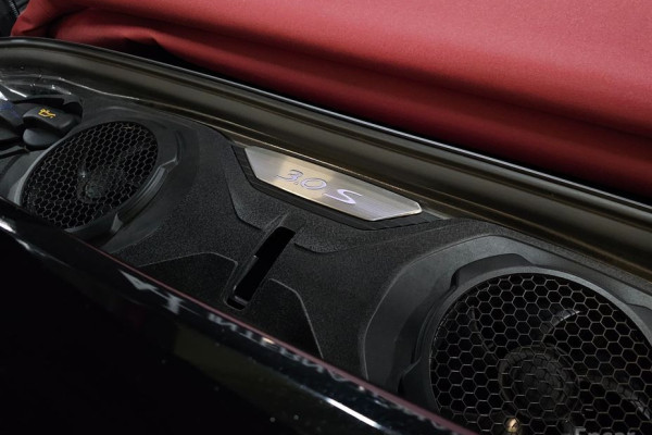 2020 Porsche 911 с пробегом 34 600 км