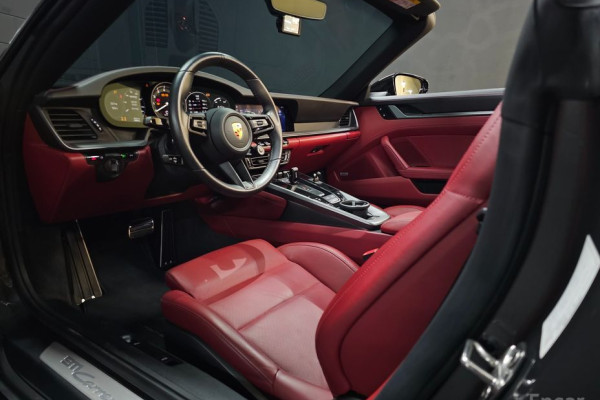 2020 Porsche 911 с пробегом 34 600 км