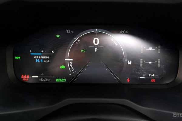 2024 Toyota RAV4 с пробегом 15 203 км