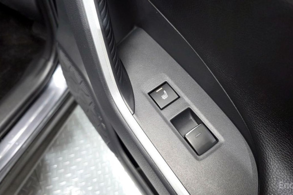 2024 Toyota RAV4 с пробегом 15 203 км