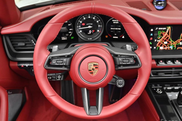 2024 Porsche 911 с пробегом 17 250 км