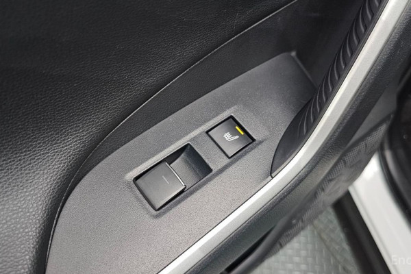 2024 Toyota RAV4 с пробегом 17 431 км