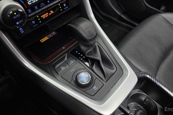 2022 Toyota RAV4 с пробегом 80 053 км