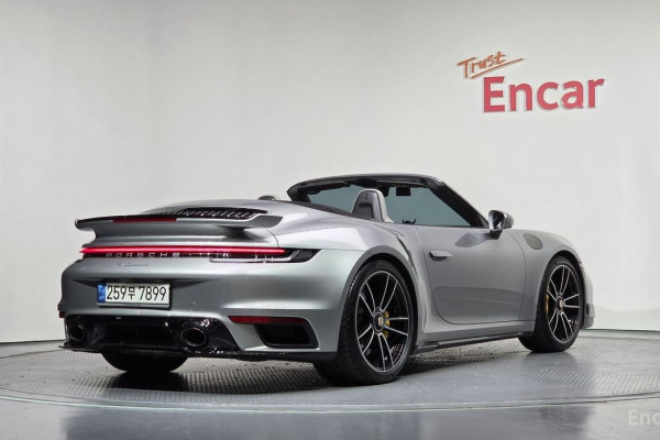 2022 Porsche 911 с пробегом 29 298 км