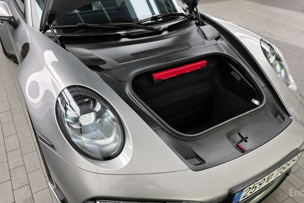 2022 Porsche 911 с пробегом 29 298 км