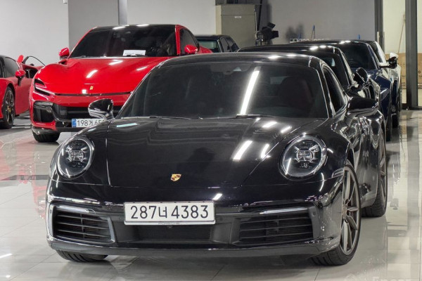 2020 Porsche 911 с пробегом 51 000 км