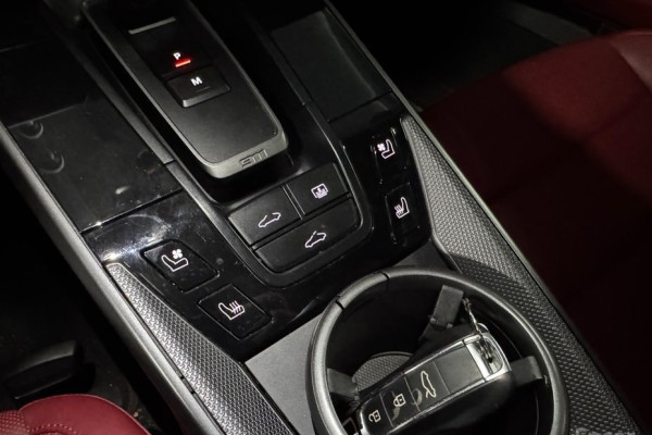 2020 Porsche 911 с пробегом 51 000 км