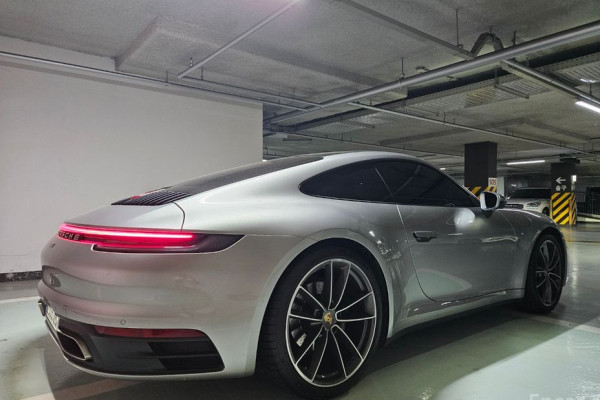 2021 Porsche 911 с пробегом 37 000 км