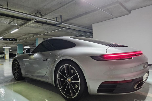 2021 Porsche 911 с пробегом 37 000 км