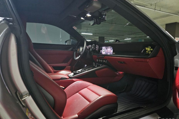 2021 Porsche 911 с пробегом 37 000 км