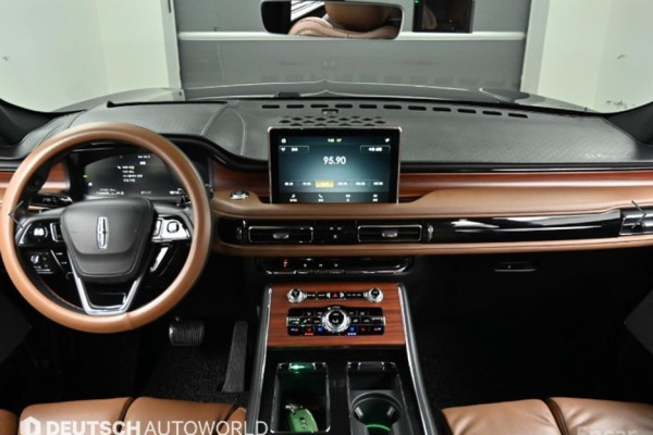 2022 Lincoln Aviator с пробегом 37 372 км