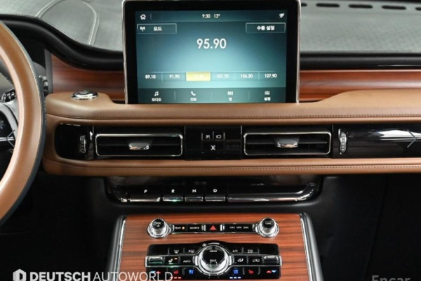 2022 Lincoln Aviator с пробегом 37 372 км