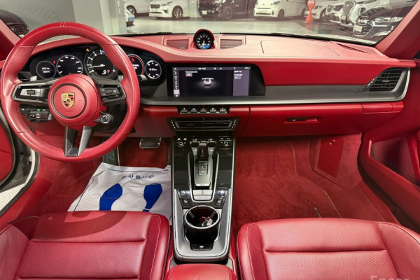 2020 Porsche 911 с пробегом 32 781 км