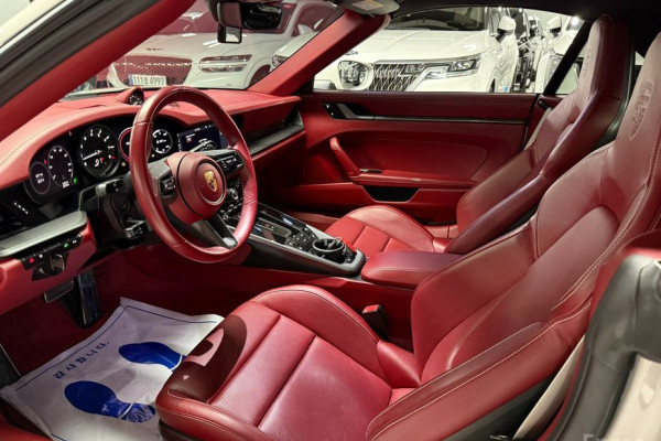 2020 Porsche 911 с пробегом 32 781 км