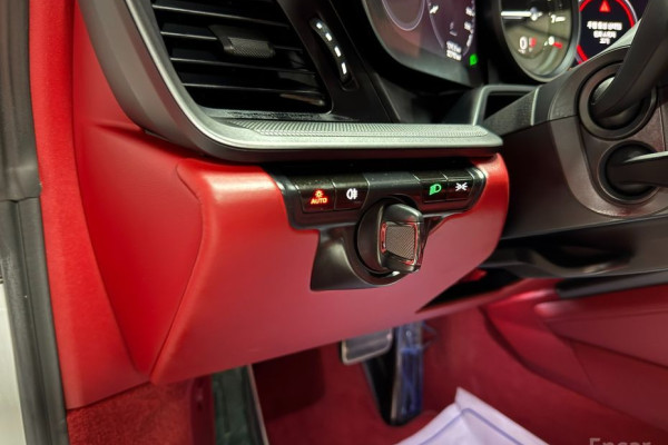 2020 Porsche 911 с пробегом 32 781 км