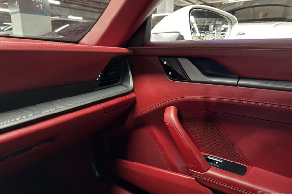 2020 Porsche 911 с пробегом 32 781 км