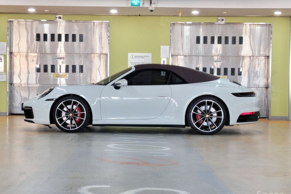 2020 Porsche 911 с пробегом 38 900 км