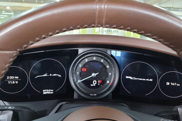 2020 Porsche 911 с пробегом 38 900 км