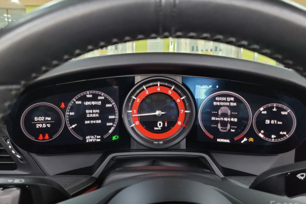 2020 Porsche 911 с пробегом 22 000 км