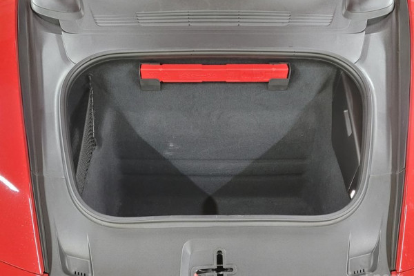 2020 Porsche 911 с пробегом 22 000 км