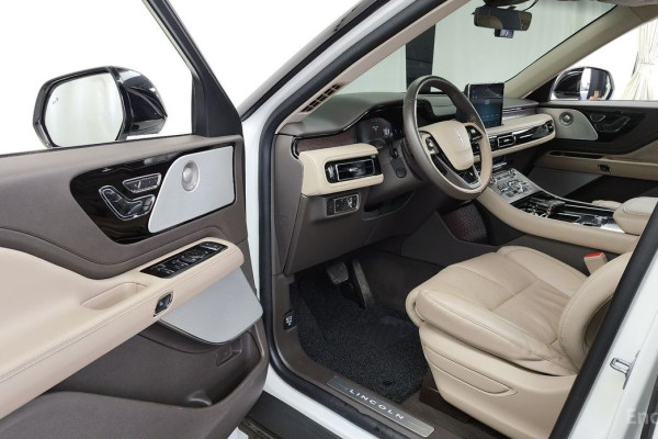 2023 Lincoln Aviator с пробегом 25 540 км