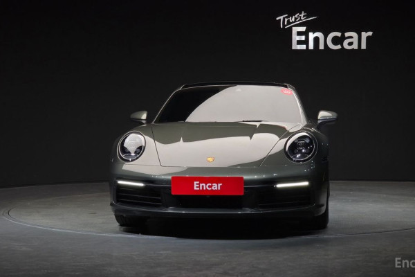 2021 Porsche 911 с пробегом 14 017 км